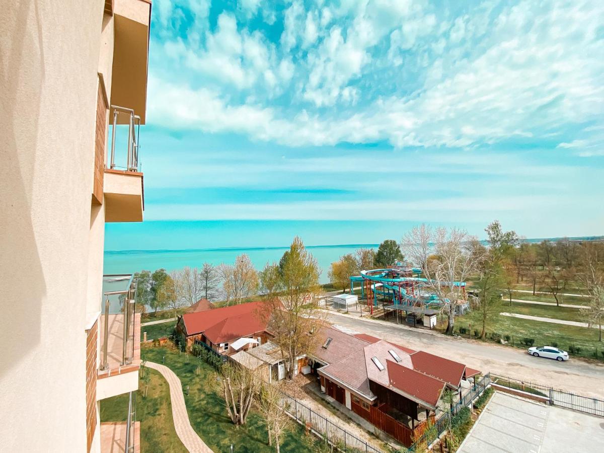 Galerius Apartmanok By Bltn Siófok Buitenkant foto