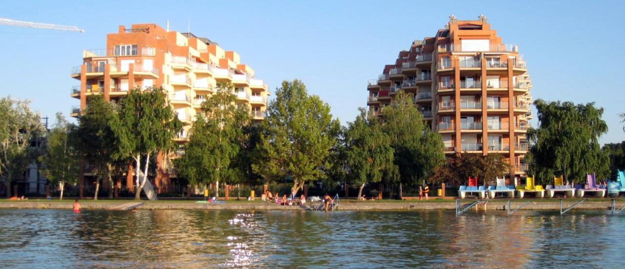 Galerius Apartmanok By Bltn Siófok Buitenkant foto